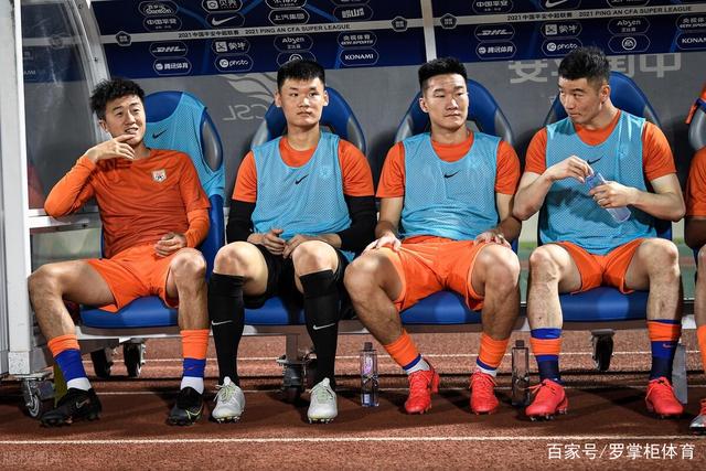 奇才总经理称艾顿助力内线实力增强